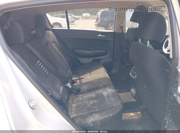KNDPMCACXJ7437879 2018 KIA SPORTAGE Silver VIN կոդի պիտակի տեսք