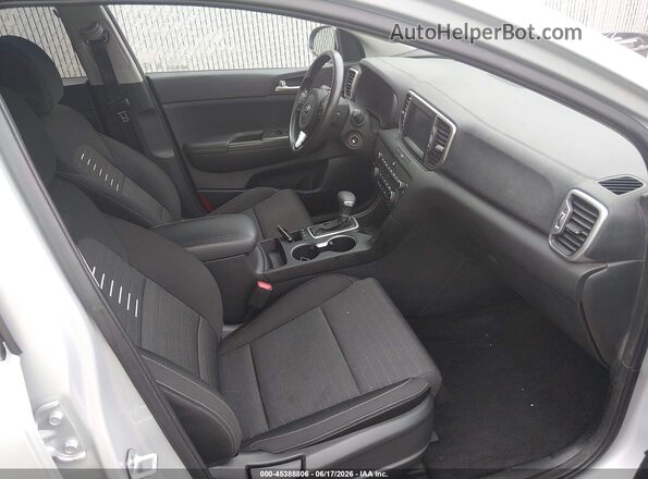 KNDPMCACXK7549115 2019 KIA SPORTAGE Silver Vista interior delantera