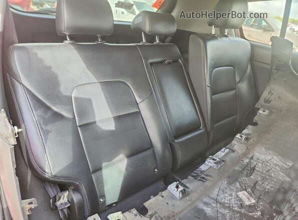 KNDPN3AC3K7577495 2019 KIA SPORTAGE Red Rear seats view