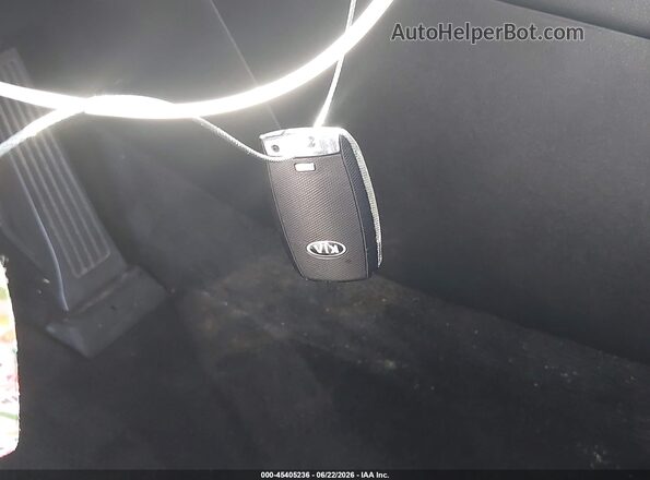 KNDPN3ACXJ7396800 2018 KIA SPORTAGE Silver Вид панелі приладів