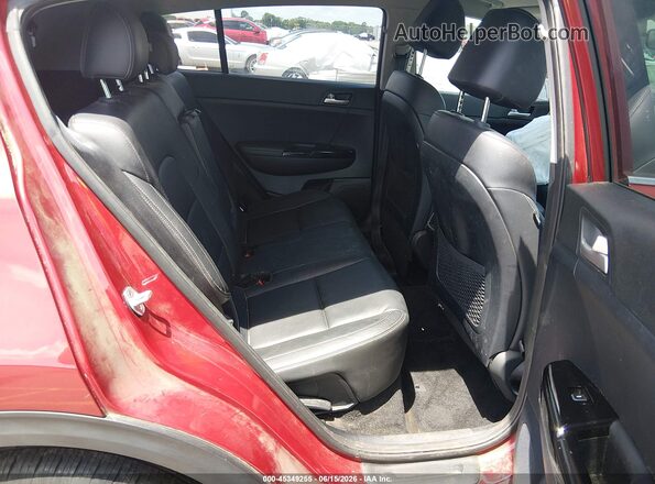 KNDPNCAC4J7465335 2018 KIA SPORTAGE Burgundy Widok naklejki z numerem VIN