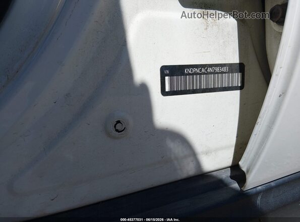 KNDPNCAC4N7983483 2022 KIA SPORTAGE White Engine compartment view