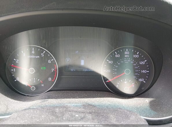 KNDPNCAC6H7204119 2017 KIA SPORTAGE Black Widok tylnych siedzeń
