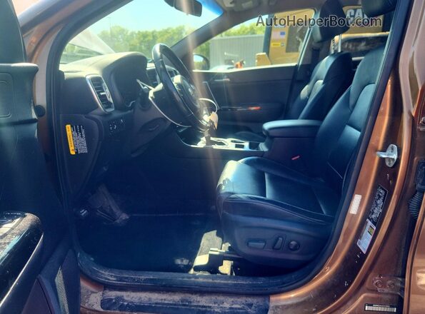 KNDPNCACXJ7373663 2018 KIA SPORTAGE Gold Widok wnętrza z przodu