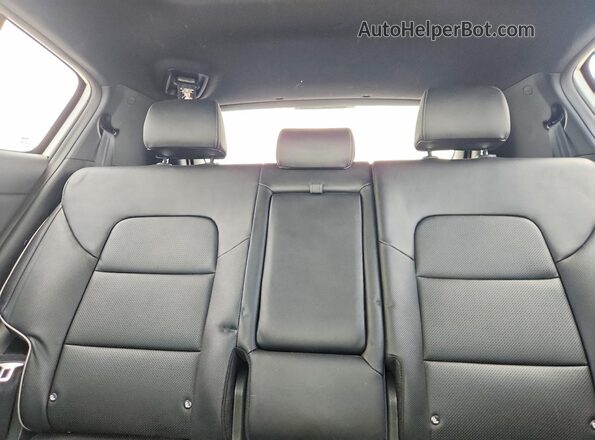 KNDPR3A63N7989872 2022 KIA SPORTAGE White Widok tylnych siedzeń