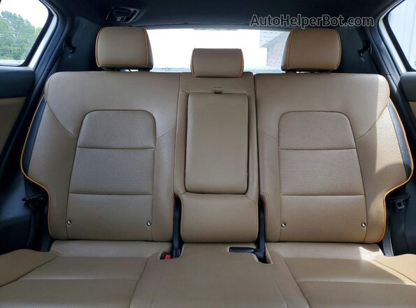 KNDPR3A68H7223396 2017 KIA SPORTAGE White Rear seats view