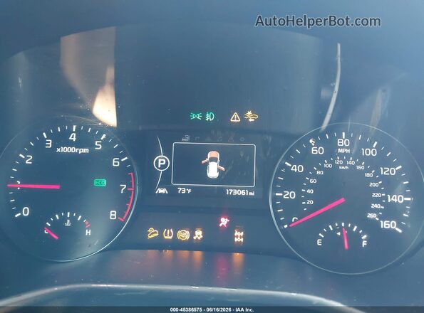KNDPRCA64H7048936 2017 KIA SPORTAGE Черный Вид задних сидений
