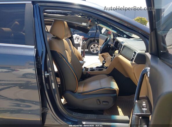 KNDPRCA64H7171040 2017 KIA SPORTAGE Blue Front interior view