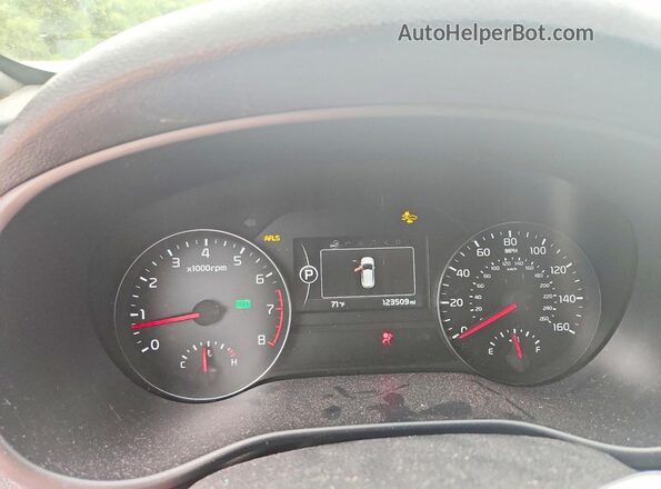 KNDPRCA65H7182838 2017 KIA SPORTAGE Red Widok zestawu wskaźników