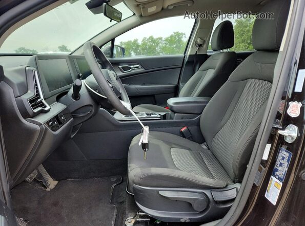 KNDPU3DF2R7265008 2024 KIA SPORTAGE Black Widok wnętrza z przodu