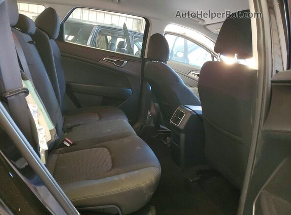 KNDPU3DF2S7369228 2025 KIA SPORTAGE Black Սալոնի հետևի տեսք