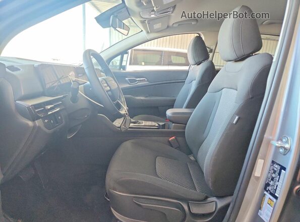 KNDPUCDF1T7455440 2026 KIA SPORTAGE Silver Vista interior delantera