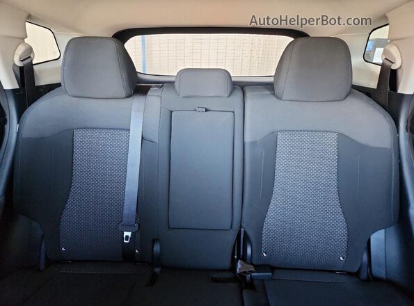 KNDPUCDF1T7455440 2026 KIA SPORTAGE Silver Vista de los asientos traseros