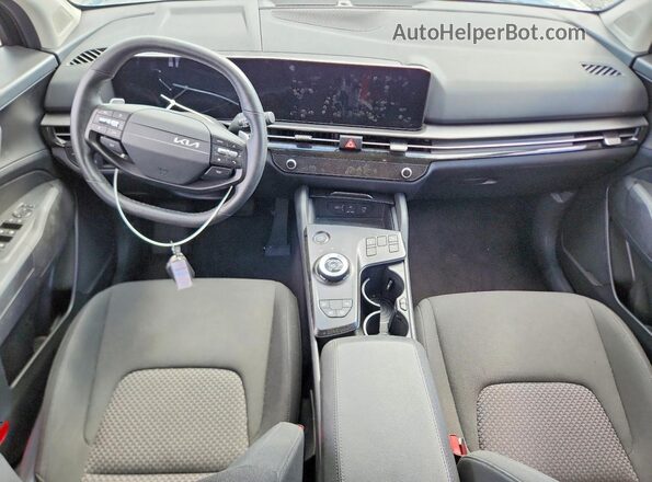 KNDPUDDG7T7290248 2026 KIA SPORTAGE Черный Вид панели приборов