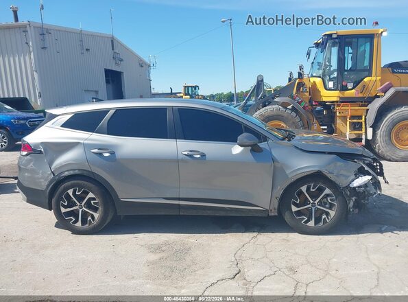KNDPV3DF0R7313635 2024 KIA SPORTAGE Silver Вид задньої частини салону