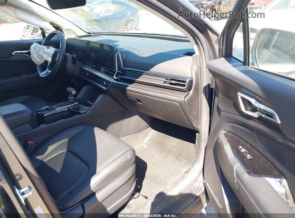 KNDPV3DF3R7268061 2024 KIA SPORTAGE Серый Вид салона спереди