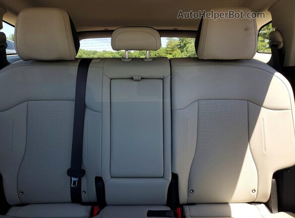 KNDPVCAG6P7025385 2023 KIA SPORTAGE Blue Vista de los asientos traseros