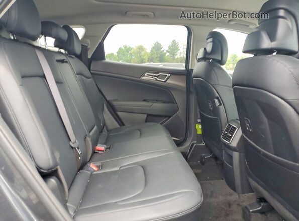 KNDPVCDG6S7204322 2025 KIA SPORTAGE Gray Widok wnętrza z tyłu