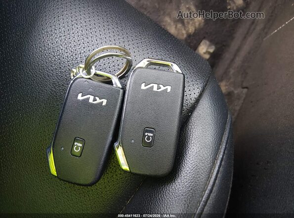 KNDPVCDG9S7211930 2025 KIA SPORTAGE HYBRID Синий Вид панели приборов