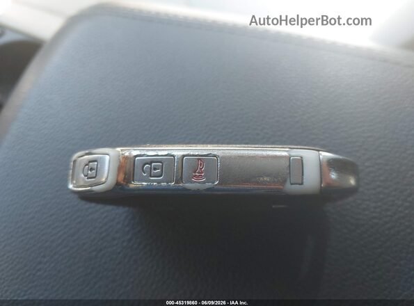 KNDPVCDGXS7195432 2025 KIA SPORTAGE HYBRID Dark Blue Вид панели приборов
