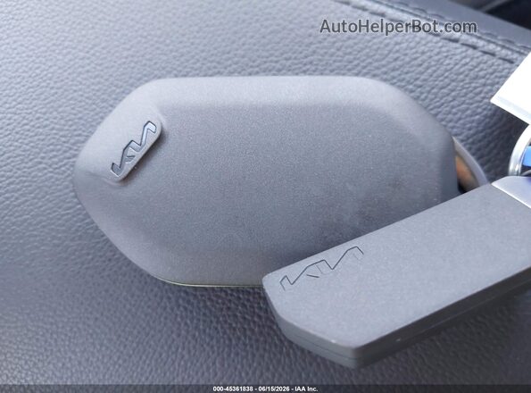 KNDPVDDG0T7316587 2026 KIA SPORTAGE HYBRID Черный Вид панели приборов