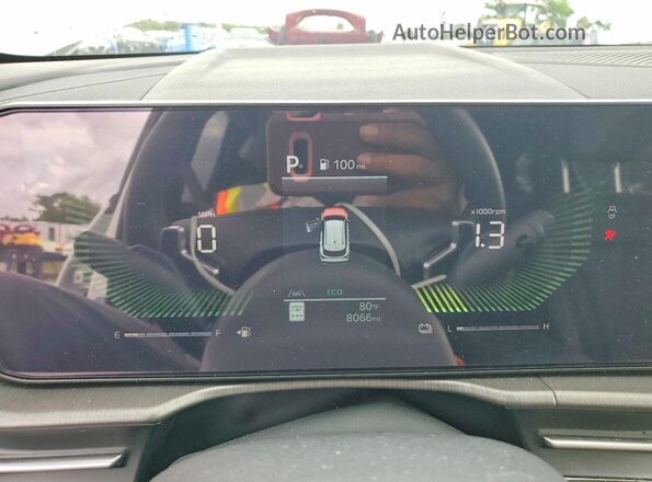 KNDPVDDG7T7289579 2026 KIA SPORTAGE White Вид щитка приладів