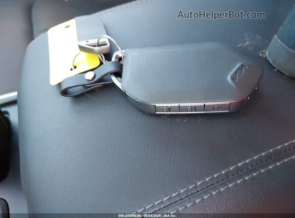 KNDRHDJG9T5435139 2026 KIA SORENTO HYBRID Green Vista del salpicadero