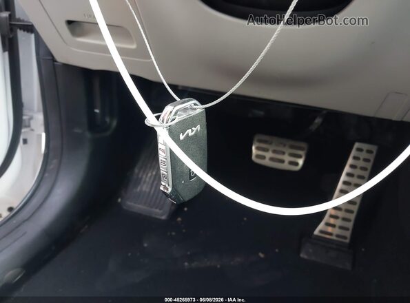 KNDRKDLG3P5226046 2023 KIA SORENTO HYBRID White წინა პანელის ხედი