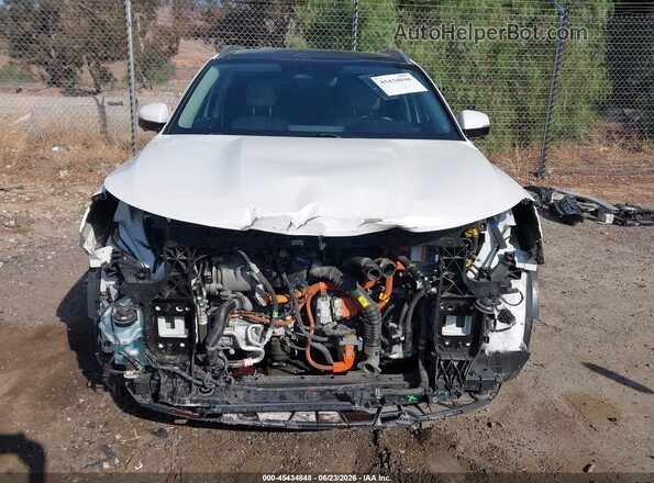 KNDRMDLG0P5130594 2023 KIA SORENTO HYBRID White Widok wnętrza z tyłu