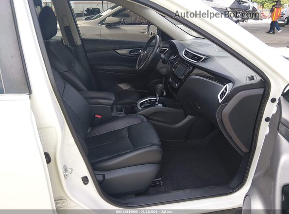 KNMAT2MT0GP737843 2016 NISSAN ROGUE White Սալոնի դիմացի տեսք