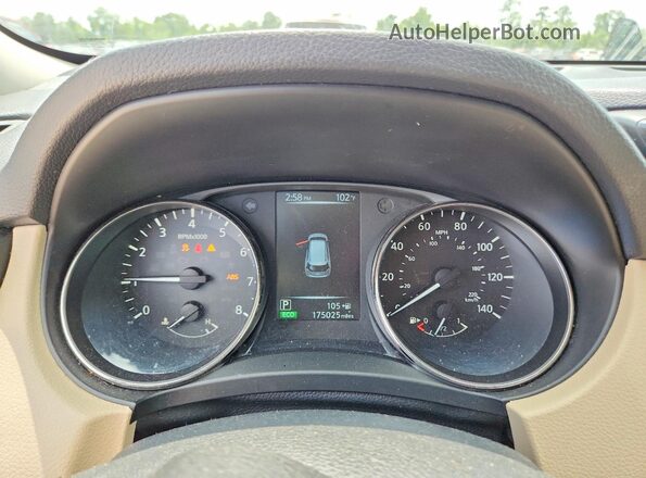 KNMAT2MT0HP513246 2017 NISSAN ROGUE White 