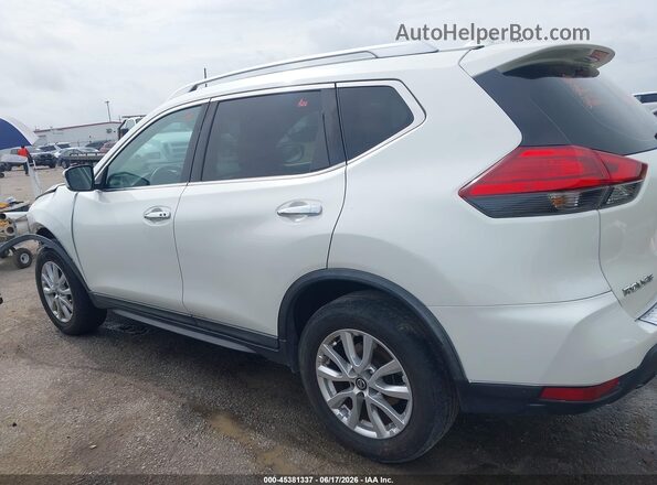 KNMAT2MT0HP557019 2017 NISSAN ROGUE White 