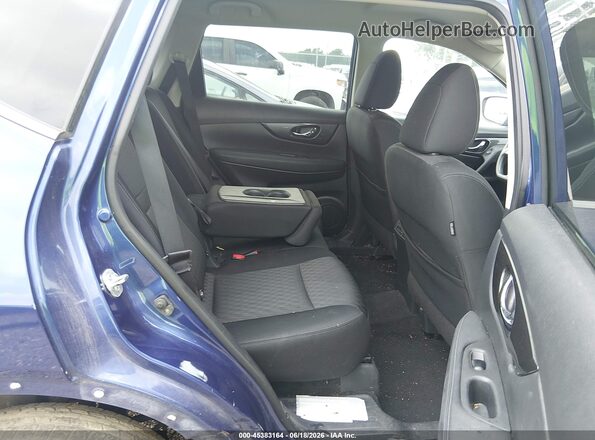 KNMAT2MT0HP595205 2017 NISSAN ROGUE Blue Widok naklejki z numerem VIN