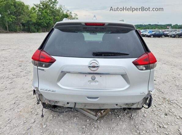 KNMAT2MT0HP597696 2017 NISSAN ROGUE Silver Вид ззаду