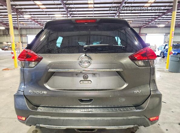 KNMAT2MT0HP613377 2017 NISSAN ROGUE Gray Rear view