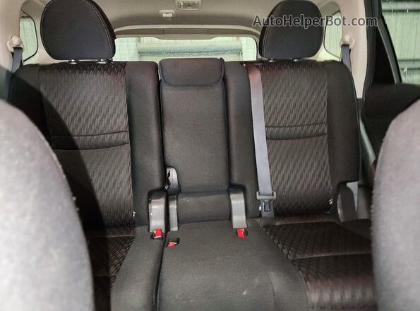 KNMAT2MT0HP613377 2017 NISSAN ROGUE Gray Rear seats view