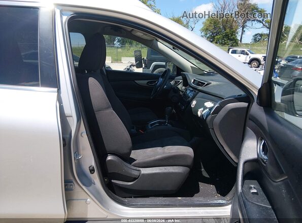 KNMAT2MT1GP718153 2016 NISSAN ROGUE Silver Widok wnętrza z przodu