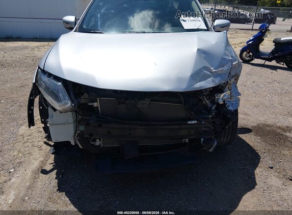 KNMAT2MT1GP718153 2016 NISSAN ROGUE Silver Widok wnętrza z tyłu