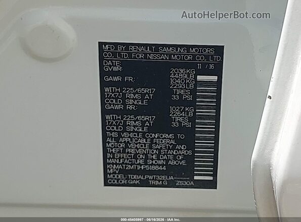 KNMAT2MT1HP518844 2017 NISSAN ROGUE White 