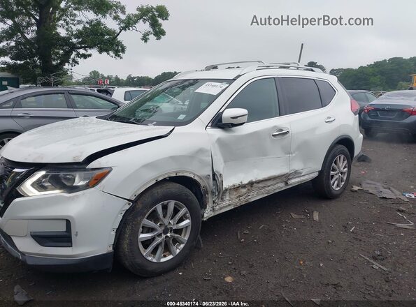 KNMAT2MT1HP537989 2017 NISSAN ROGUE Silver Widok z przodu