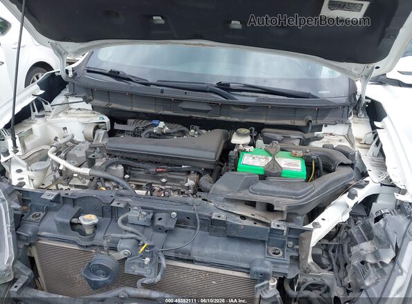 KNMAT2MT1HP544733 2017 NISSAN ROGUE White Widok z tyłu