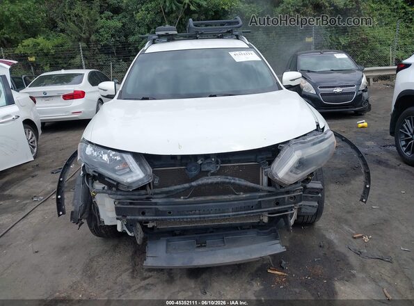 KNMAT2MT1HP544733 2017 NISSAN ROGUE White Widok zestawu wskaźników
