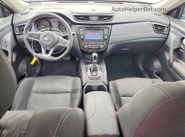 KNMAT2MT1HP582527 2017 NISSAN ROGUE Black 