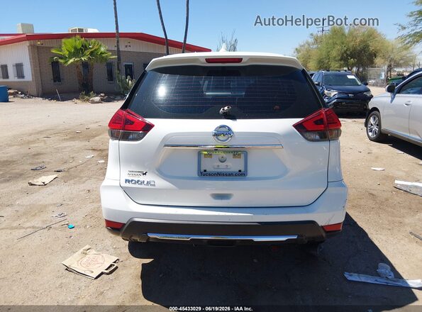KNMAT2MT1HP608303 2017 NISSAN ROGUE White 