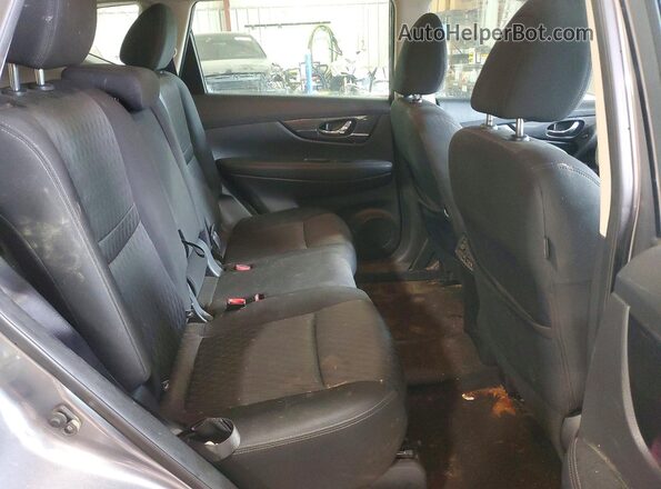 KNMAT2MT1HP612948 2017 NISSAN ROGUE Серый 