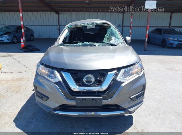 KNMAT2MT1JP528294 2018 NISSAN ROGUE Gray Rear interior view