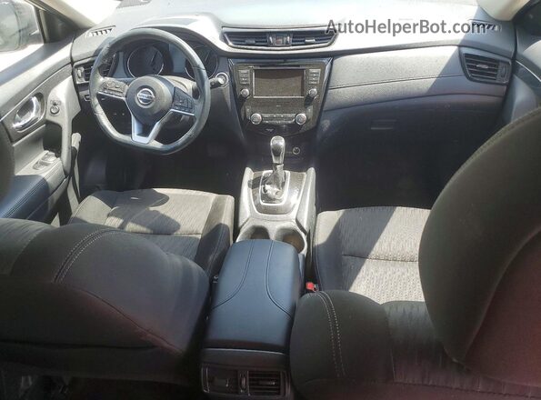 KNMAT2MT1JP553325 2018 NISSAN ROGUE White Dashboard view