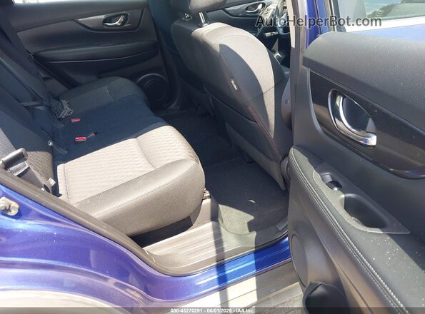 KNMAT2MT1JP599107 2018 NISSAN ROGUE Blue VIN კოდის სტიკერის ხედი