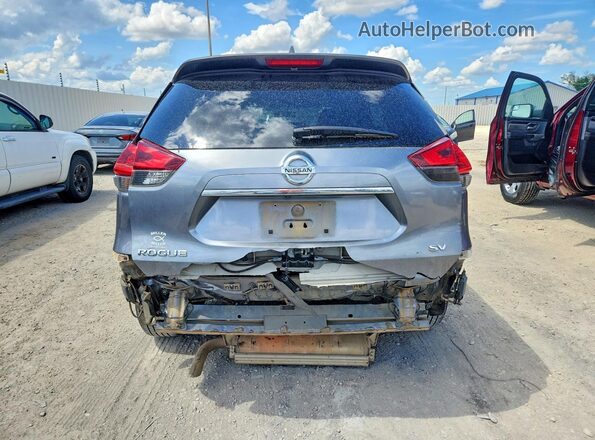 KNMAT2MT1JP621879 2018 NISSAN ROGUE Gray 