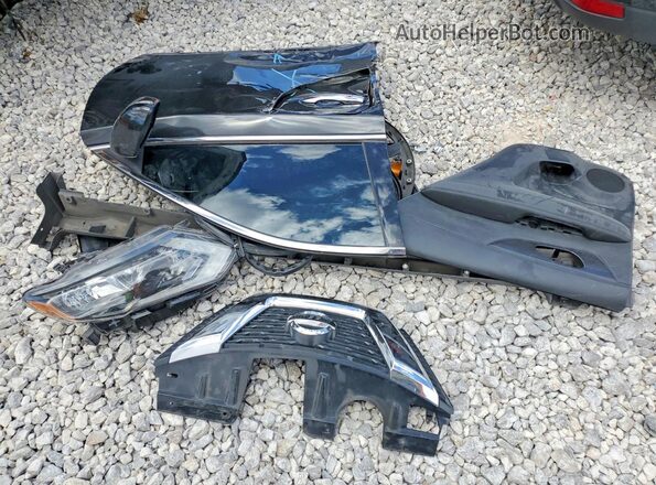 KNMAT2MT2HP522336 2017 NISSAN ROGUE Black Widok komory silnika